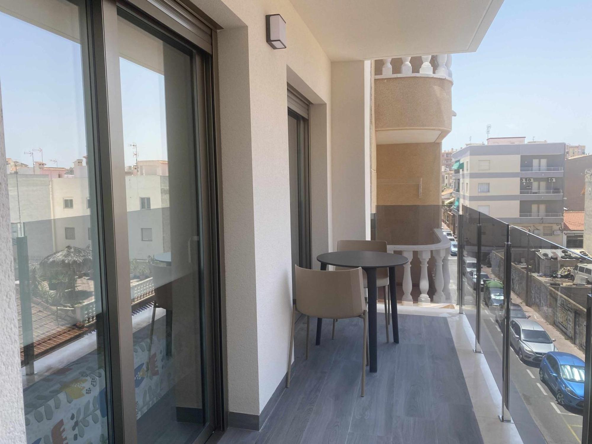 Moderno Apartamento A 200M De La Playa 托雷维耶哈 外观 照片